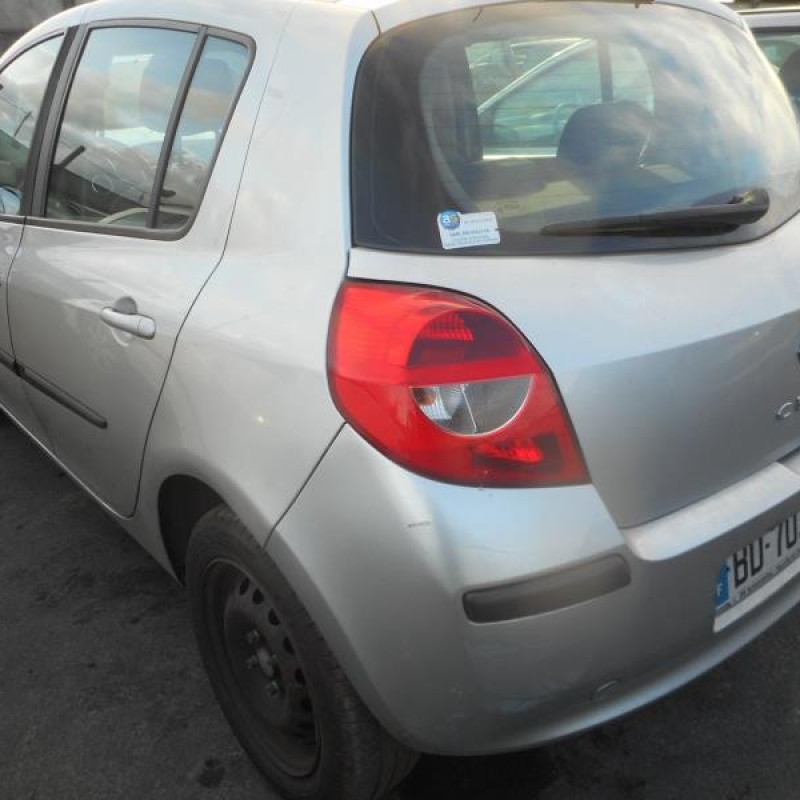 Boitier UCH RENAULT CLIO 3 Photo n°7