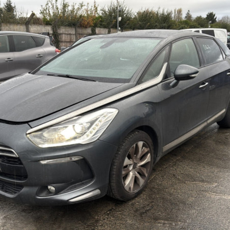 DS DS5 PHASE 2 2.0 BLUE HDI - 16V TURBO Photo n°1