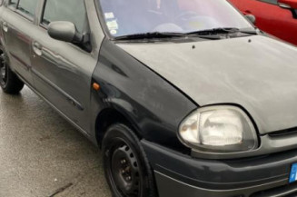 Pompe à carburant RENAULT CLIO 2