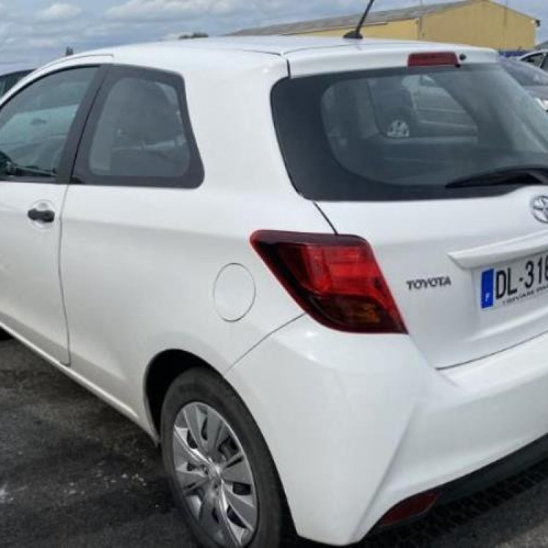 Custode arriere droit TOYOTA YARIS 3 Photo n°9