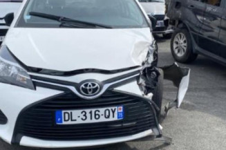 Custode arriere droit TOYOTA YARIS 3