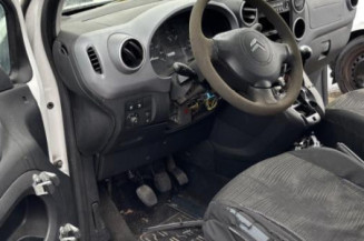 Arret de porte avant gauche CITROEN BERLINGO 2