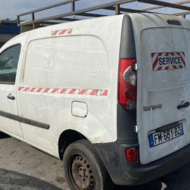 Pompe à carburant RENAULT KANGOO 2 Photo n°10