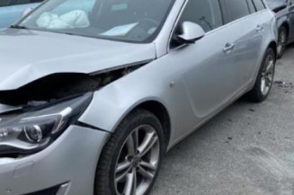 Pare choc arriere OPEL INSIGNIA 1