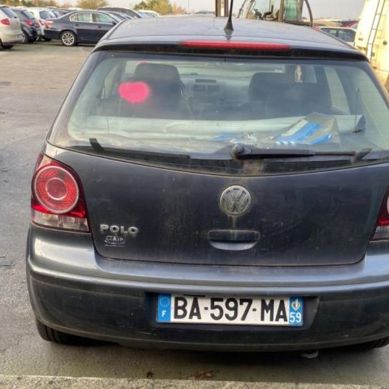 Pare choc arriere VOLKSWAGEN POLO 4 Photo n°11