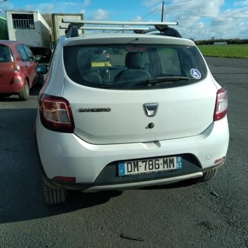 DACIA SANDERO 2 PHASE 1 0.9i - 12V TURBO TCE 90 Photo n°25