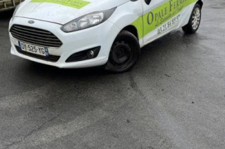 Pare choc arriere FORD FIESTA 6