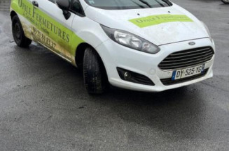 Pare choc arriere FORD FIESTA 6