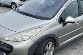 Pare choc arriere PEUGEOT 207