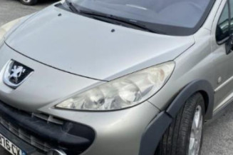 Pare choc arriere PEUGEOT 207