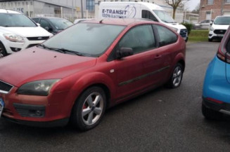 Pare choc arriere FORD FOCUS 2