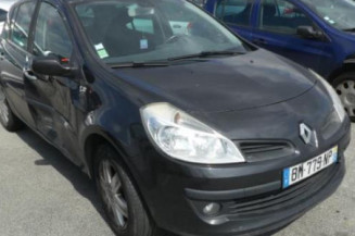 Pare choc arriere RENAULT CLIO 3