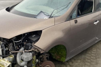 Anti brouillard arriere gauche RENAULT SCENIC 3