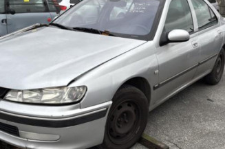 Pare choc arriere PEUGEOT 406