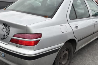 Pare choc arriere PEUGEOT 406