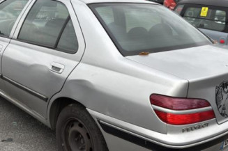 Pare choc arriere PEUGEOT 406