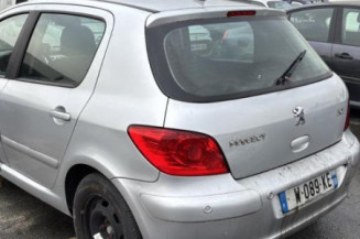 Pare choc arriere PEUGEOT 307