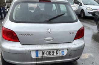 Pare choc arriere PEUGEOT 307