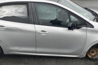 Custode avant gauche (porte) PEUGEOT 208 1