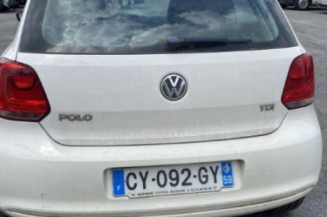 Pompe de direction VOLKSWAGEN POLO 5