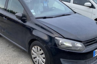 Pare choc arriere VOLKSWAGEN POLO 5