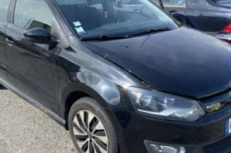 Pare choc arriere VOLKSWAGEN POLO 5