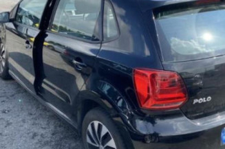 Pare choc arriere VOLKSWAGEN POLO 5