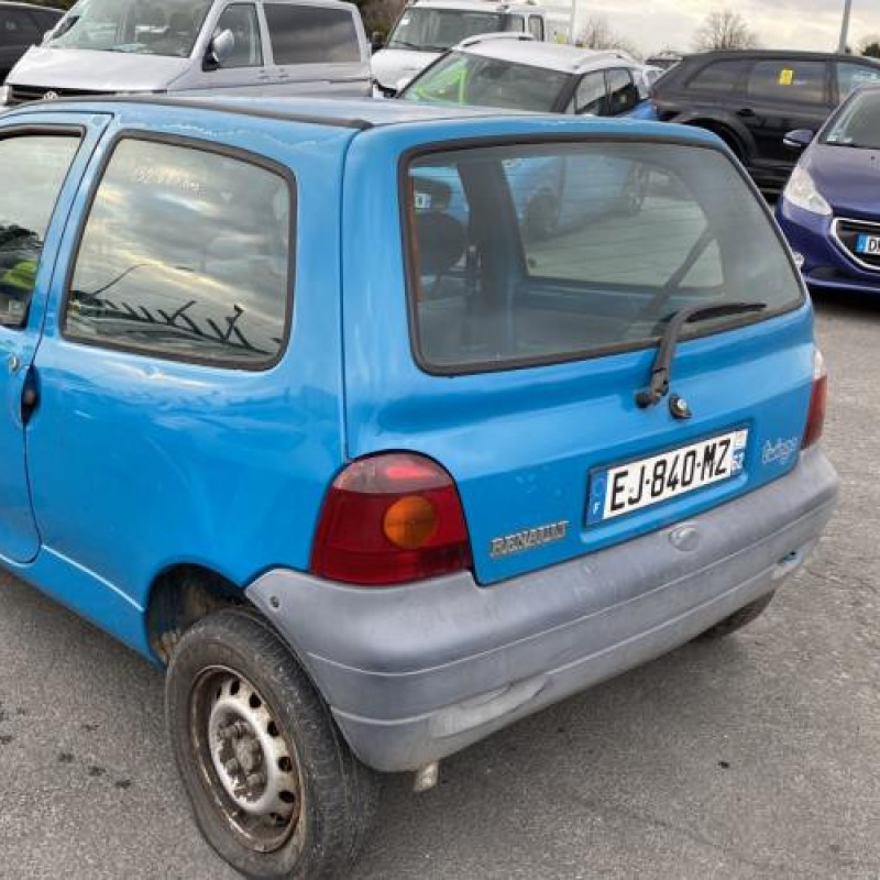 Pompe à carburant RENAULT TWINGO 1 Photo n°8