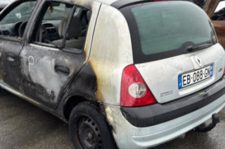 Aile avant gauche RENAULT CLIO 2