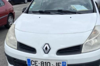 Pare choc arriere RENAULT CLIO 3