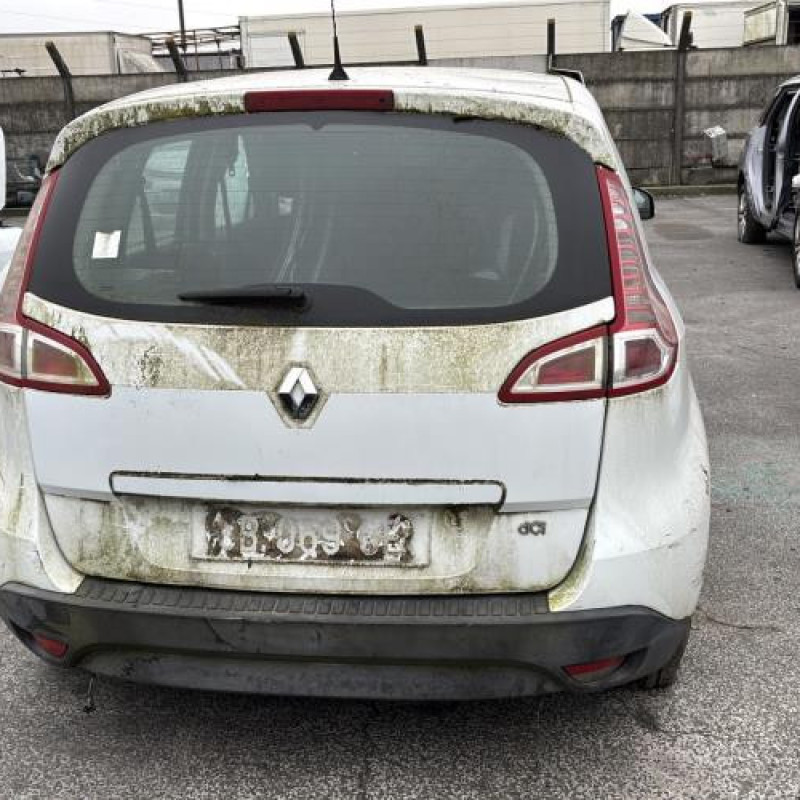 Renfort pare choc avant (traverse) RENAULT SCENIC 3 Photo n°12