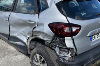 Poignee porte arriere gauche RENAULT CAPTUR 1