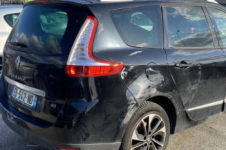 Poignee porte arriere gauche RENAULT SCENIC 3