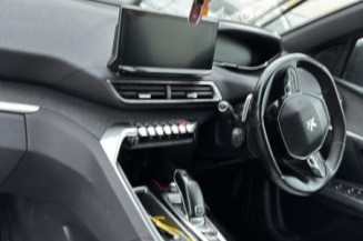 Poignee porte arriere gauche PEUGEOT 5008 2