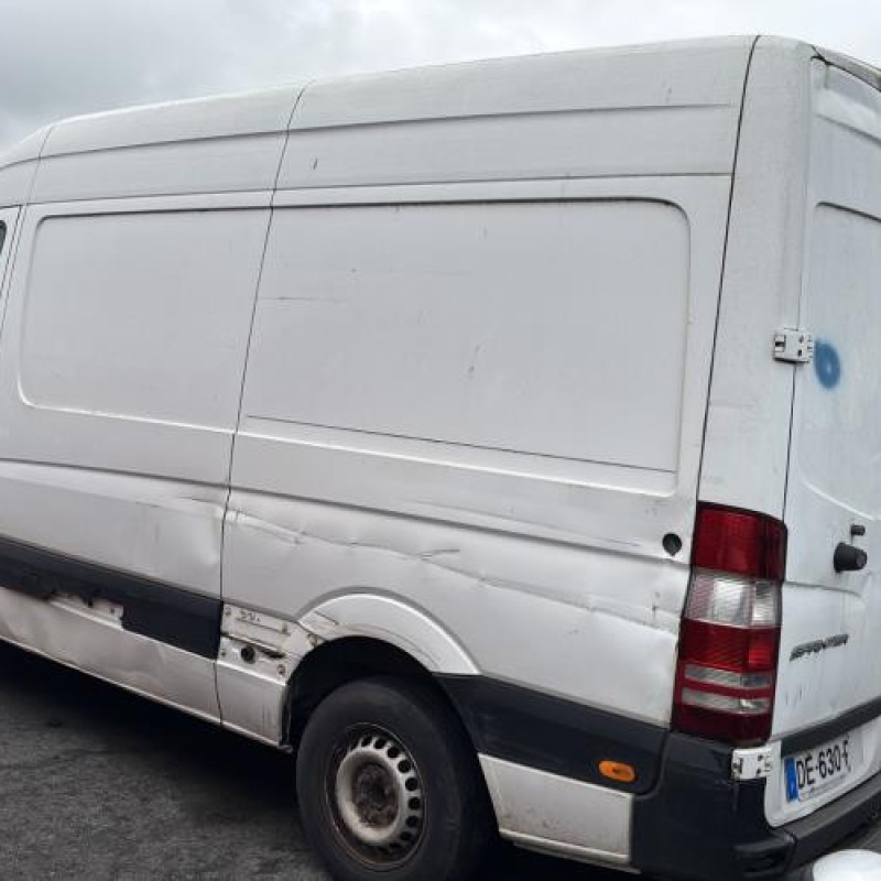 Aile avant gauche MERCEDES SPRINTER 2 Photo n°8