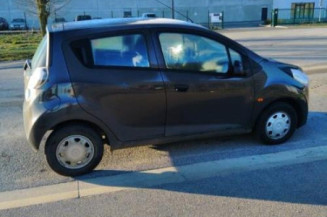 Pare choc arriere CHEVROLET SPARK