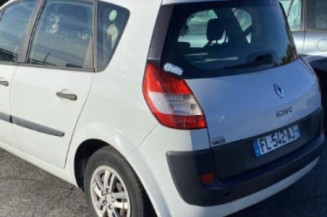 Pare choc arriere RENAULT SCENIC 2