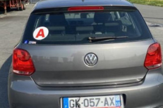 Pare choc arriere VOLKSWAGEN POLO 5