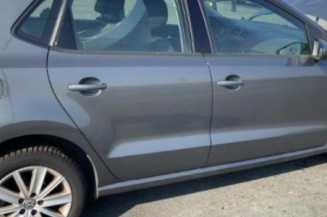 Pare choc arriere VOLKSWAGEN POLO 5