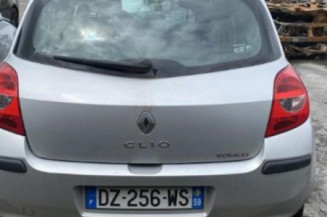 Pare choc arriere RENAULT CLIO 3