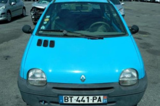 Pare choc arriere RENAULT TWINGO 1