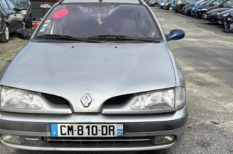 Aile avant gauche RENAULT MEGANE 1