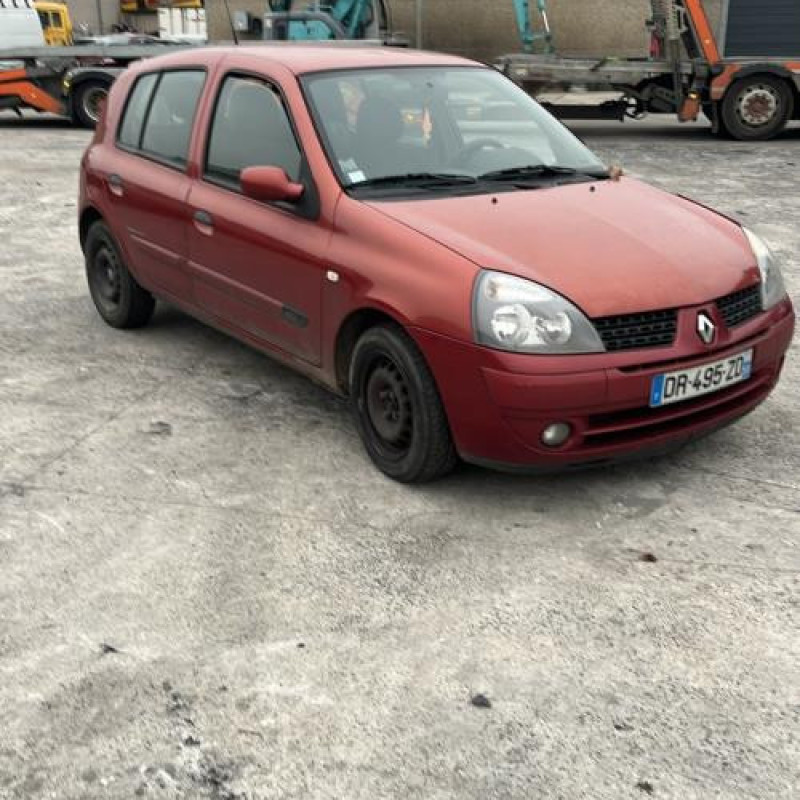 Pare choc arriere RENAULT CLIO 2 Photo n°8