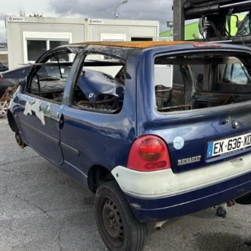 Pare choc arriere RENAULT TWINGO 1 Photo n°11