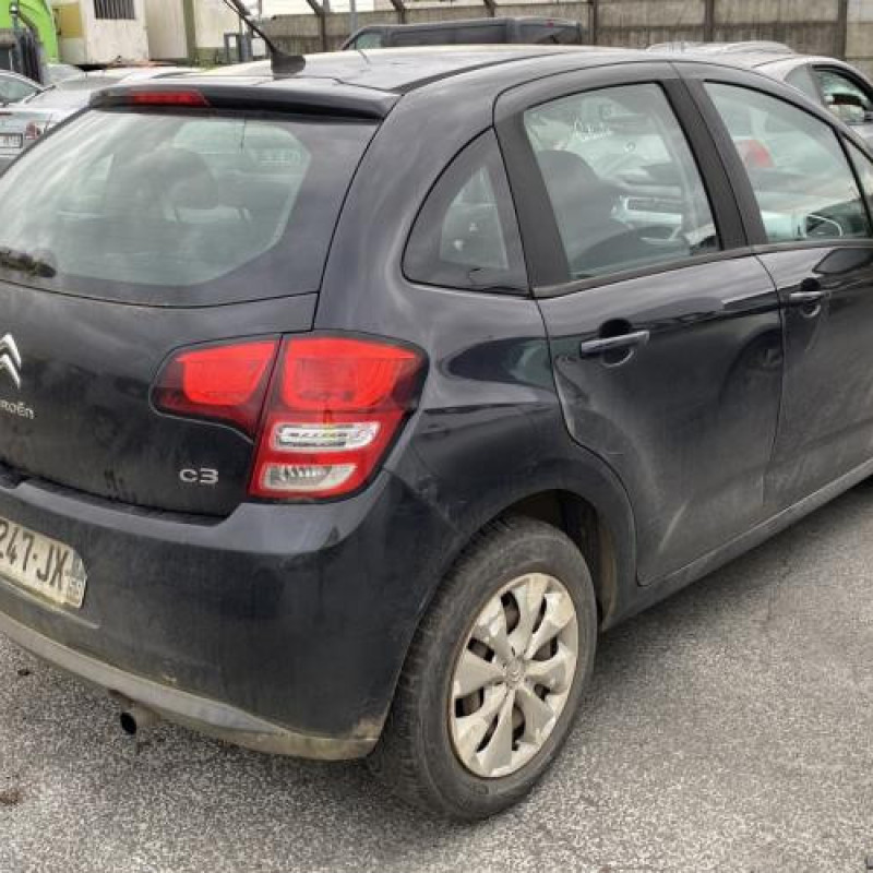 Pare choc arriere CITROEN C3 2 Photo n°10