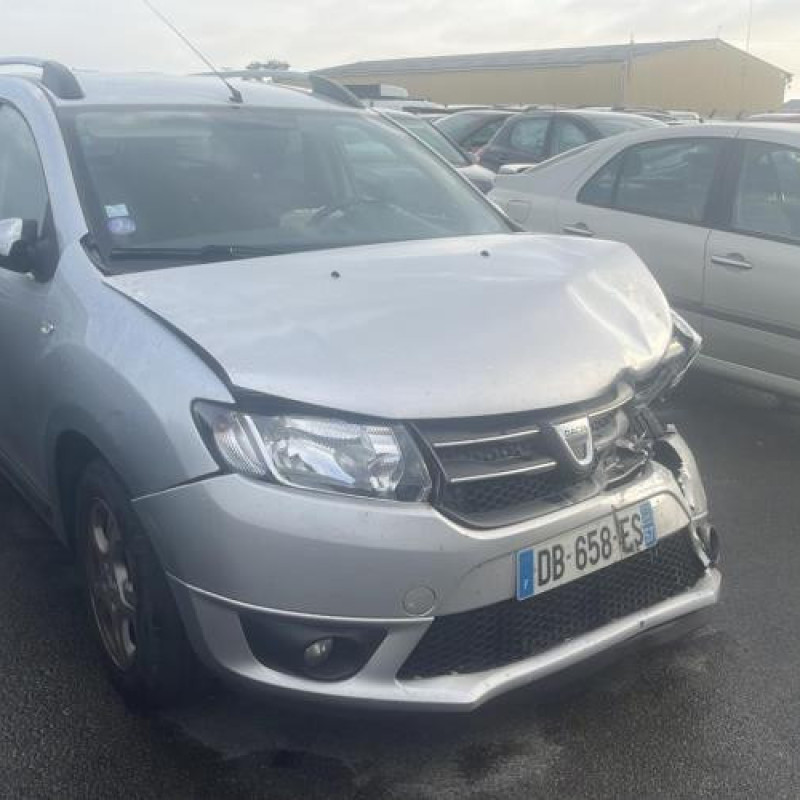 Pare choc arriere DACIA LOGAN MCV 2 Photo n°9