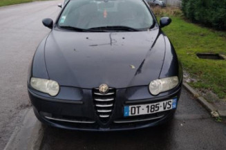 Custode arriere droit ALFA ROMEO 147 Photo n°1