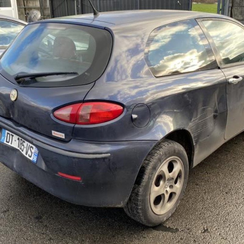 Custode arriere droit ALFA ROMEO 147 Photo n°13