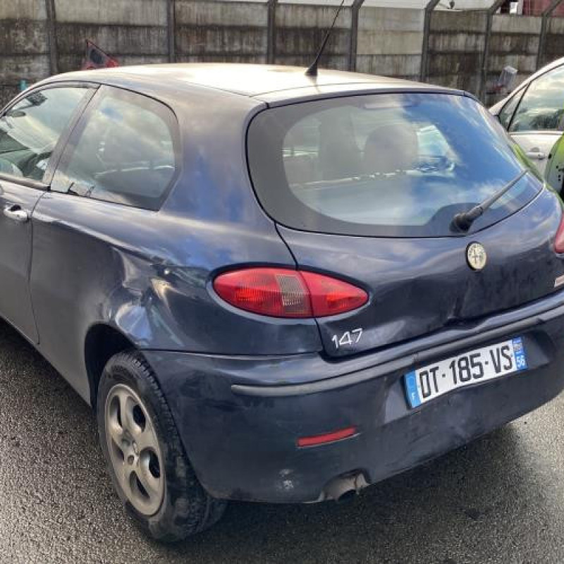 Custode arriere droit ALFA ROMEO 147 Photo n°14