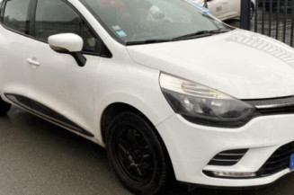 Pare choc arriere RENAULT CLIO 4